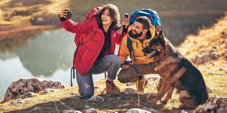Fun Date Ideas for Dog Owners Hike in Dog-Friendly Park